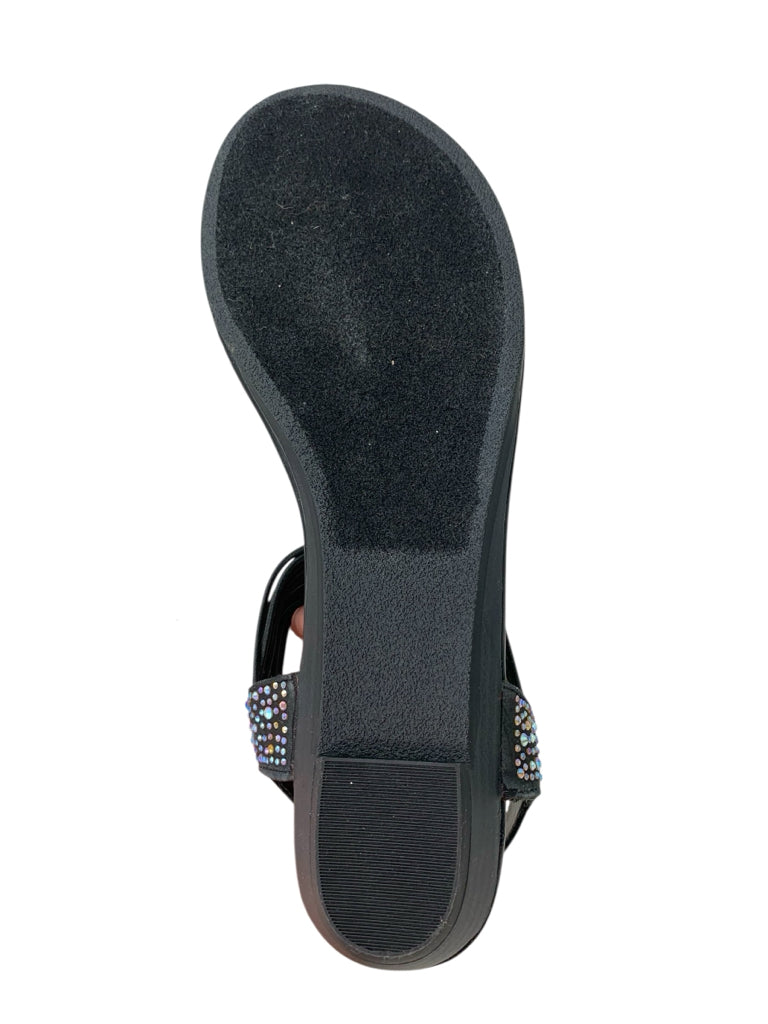 COACH AND FOUR  10 SANDALS W