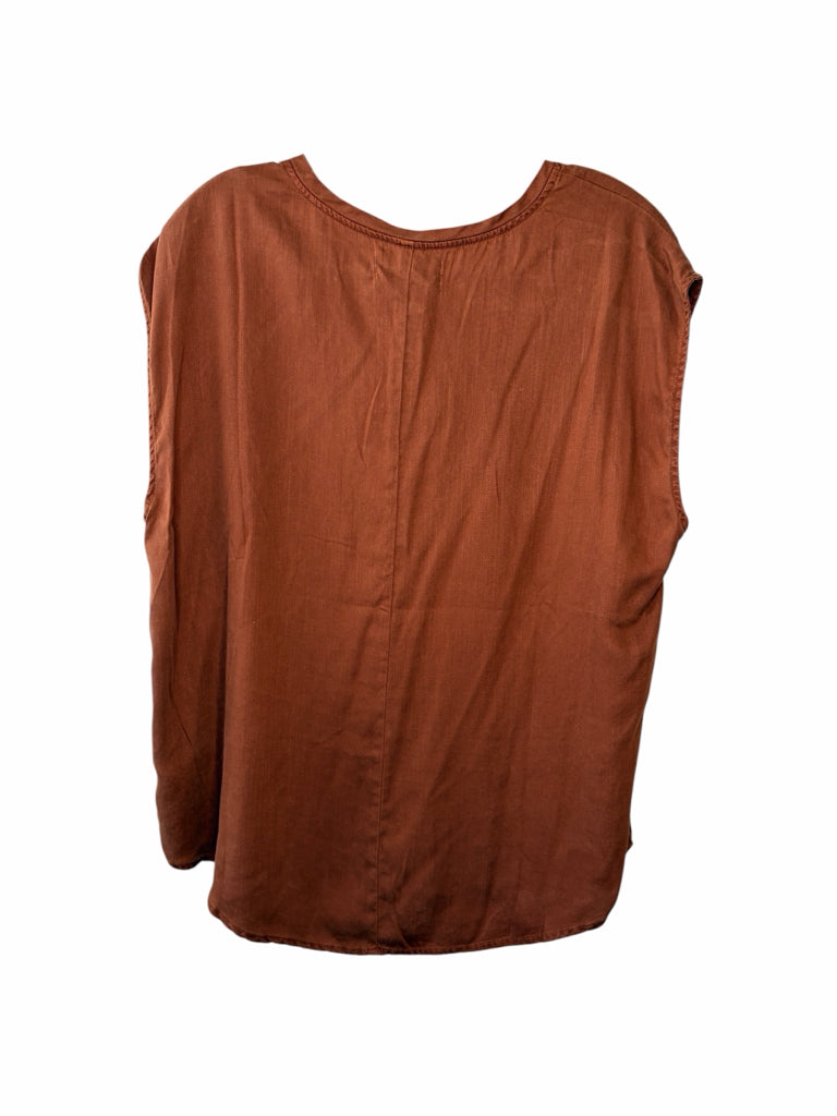 DEAR JOHN Size large TOP W