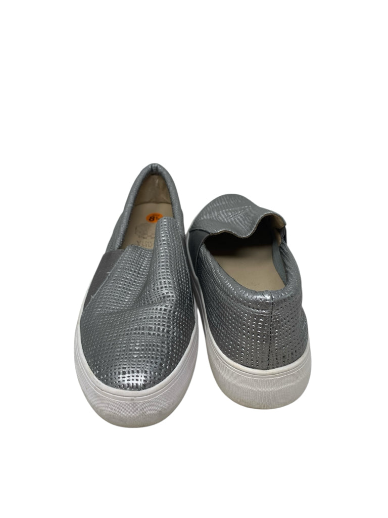 VINCE CAMUTO  8.5 SNEAKERS W