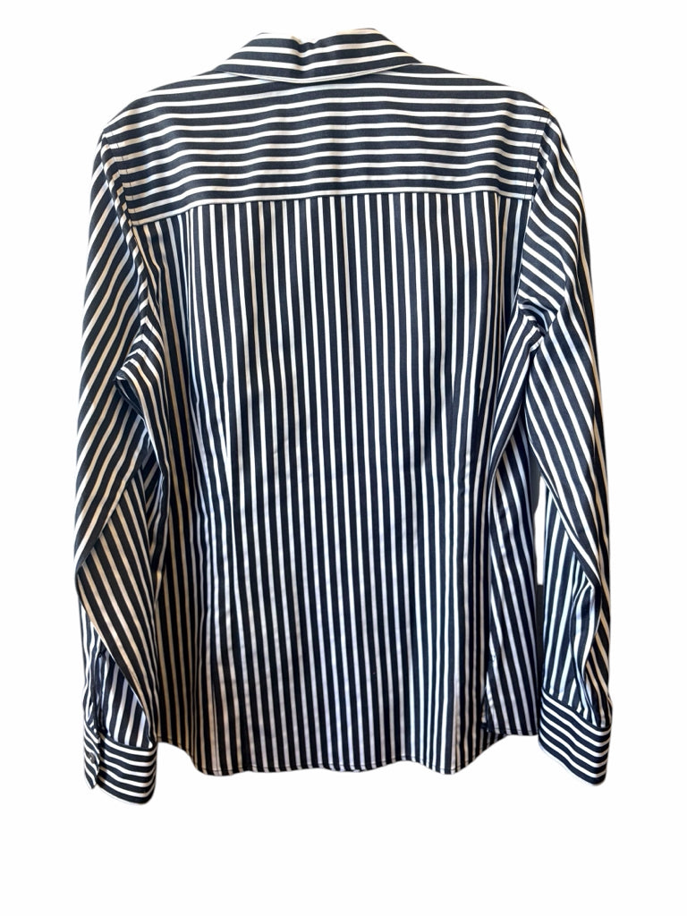 FOXCROFT Size large BLOUSE W