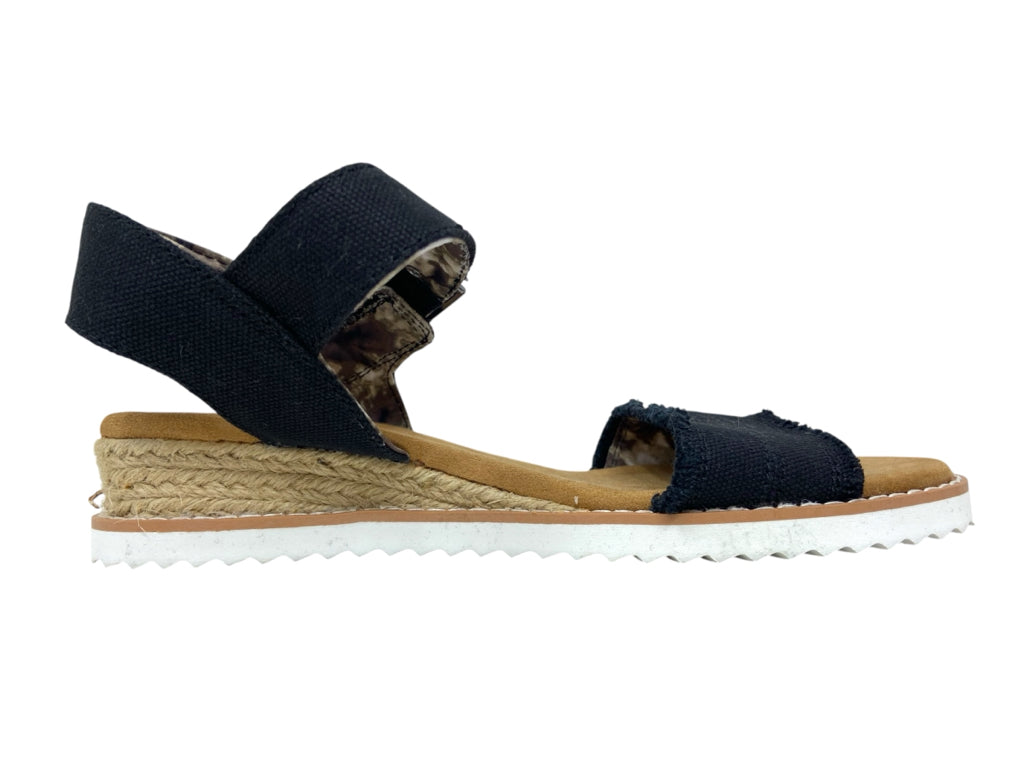 BOBS Size 6 SANDALS W