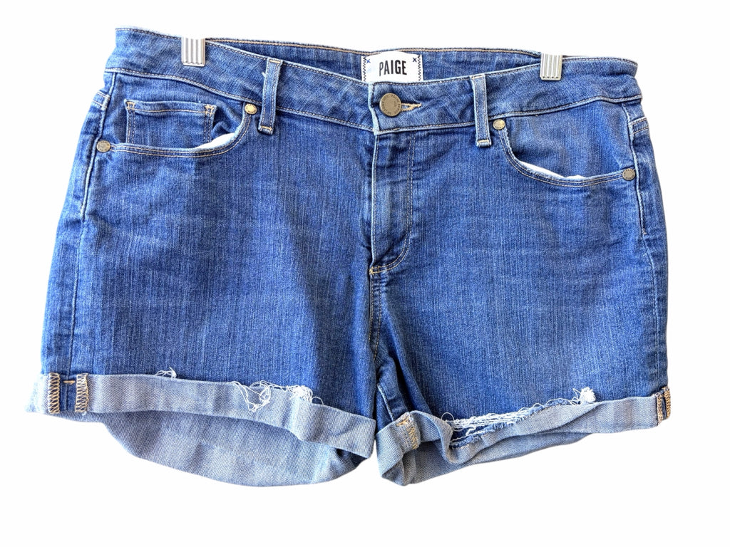 PAIGE Size 8 SHORT W