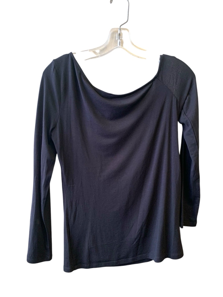 INC  medium TOP W