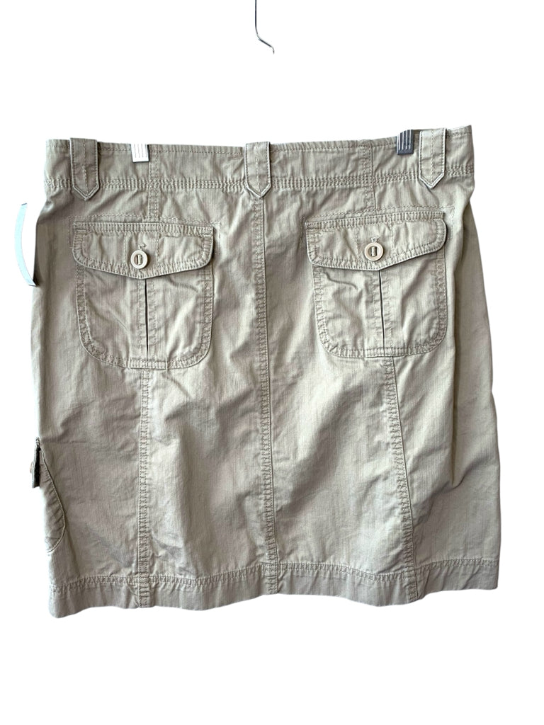 EDDIE BAUER  12 SKIRT W