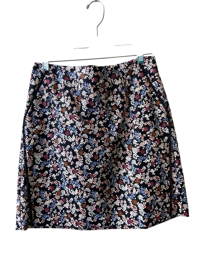 AT LOFT Size 4 SKIRT W