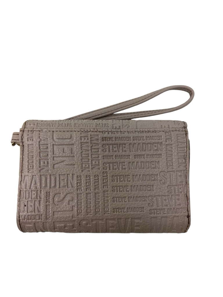 STEVE MADDEN Size medium WALLET
