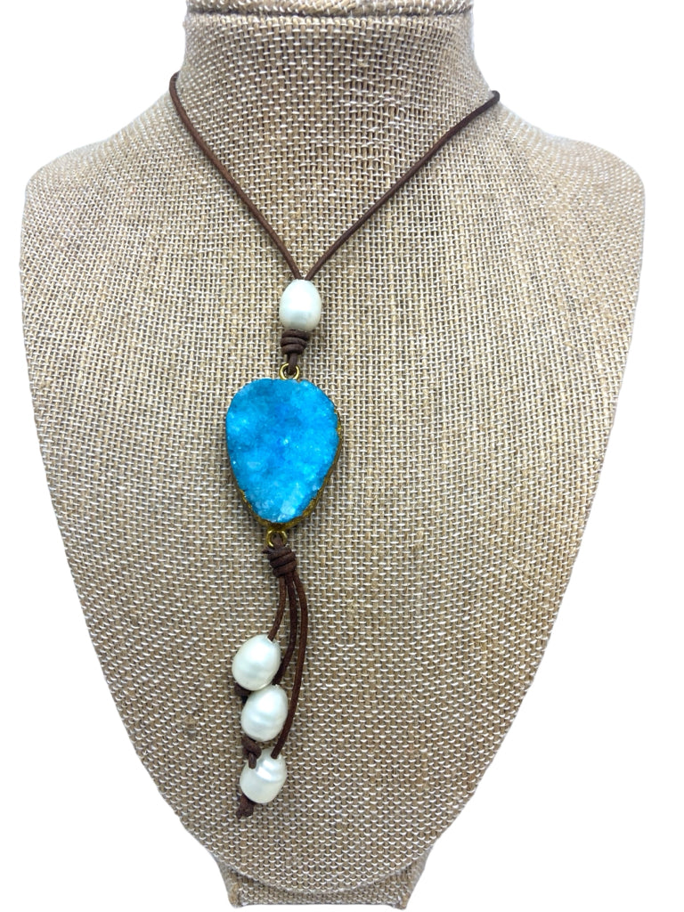 NECKLACE W
