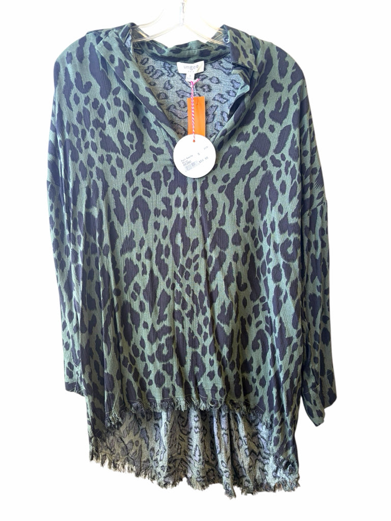 UMGEE Size small TOP  W