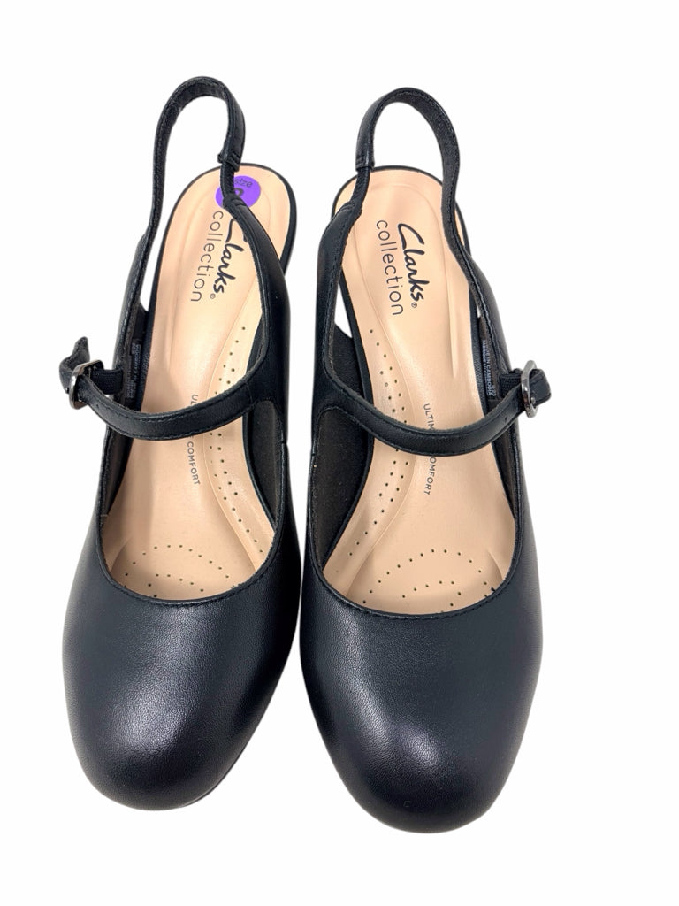 CLARKS Size 8 HEEL W
