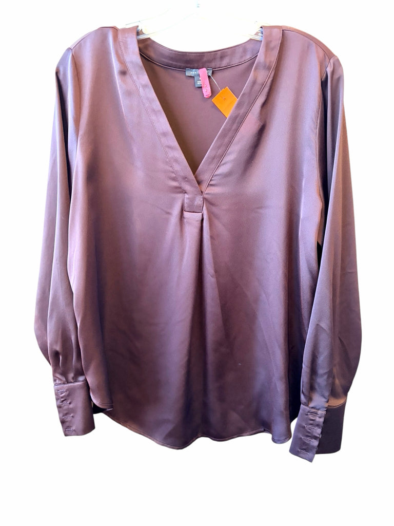 ANN TAYLOR Size medium TOP W