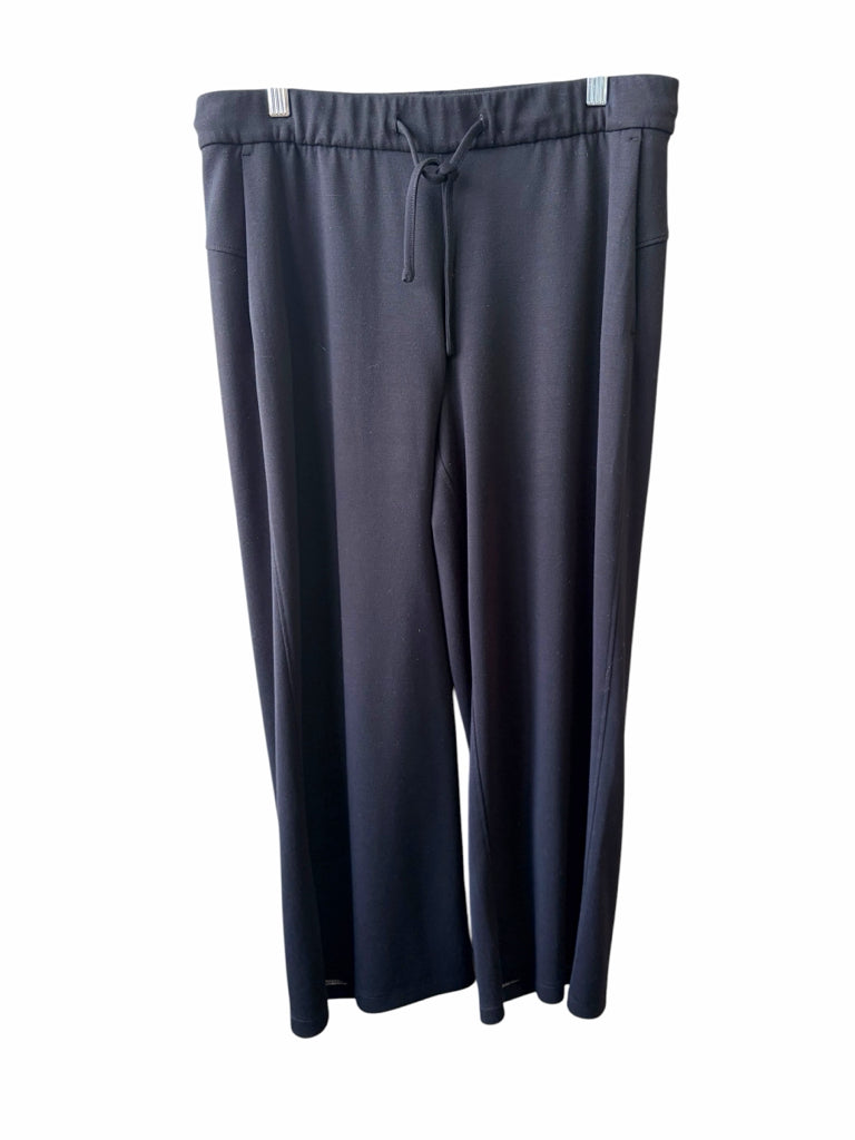 KERSH Size large LOUNGE W