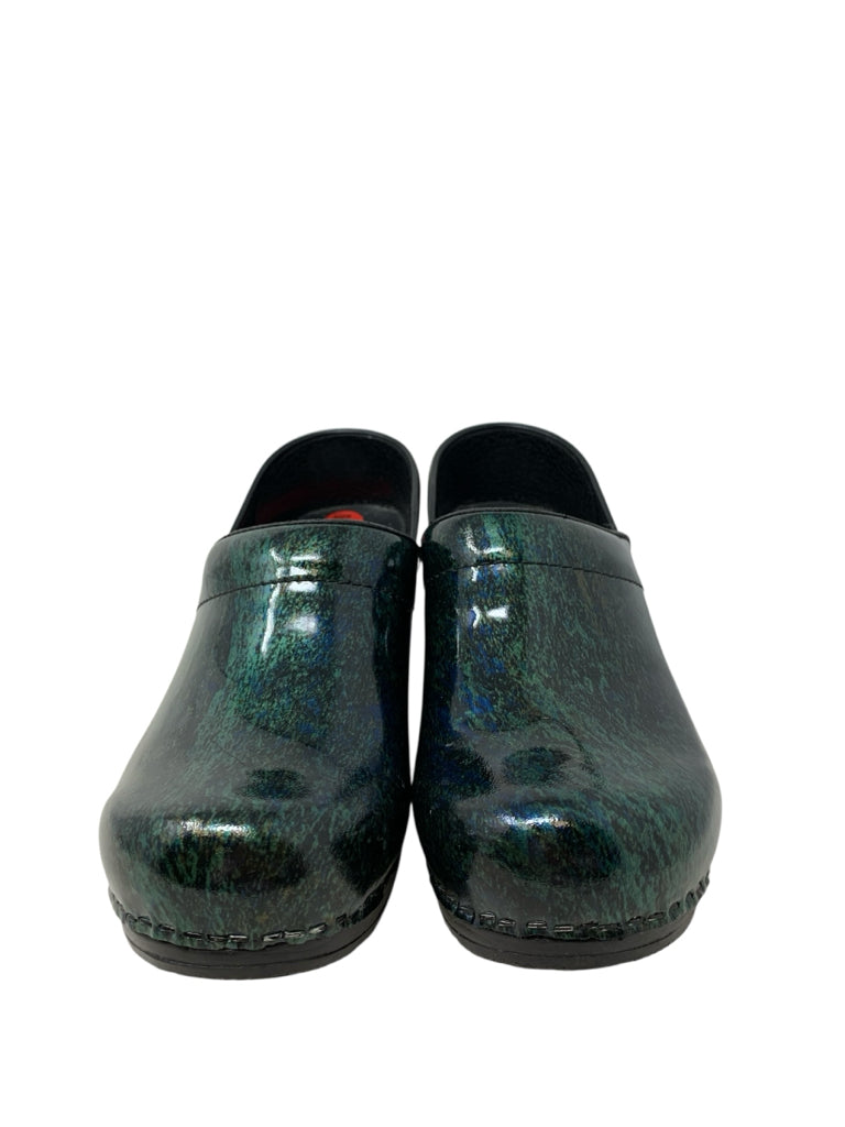 SANITA Size 6.5 CLOG W