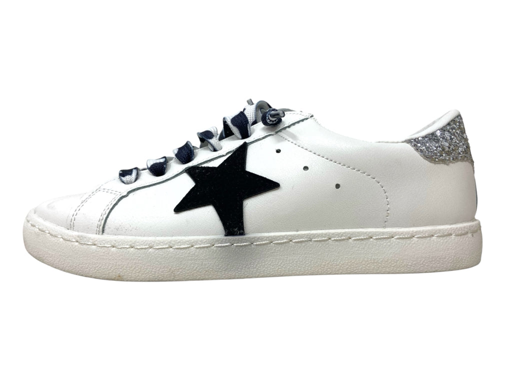 VINTAGE HAVANA Size 6.5 SNEAKERS W