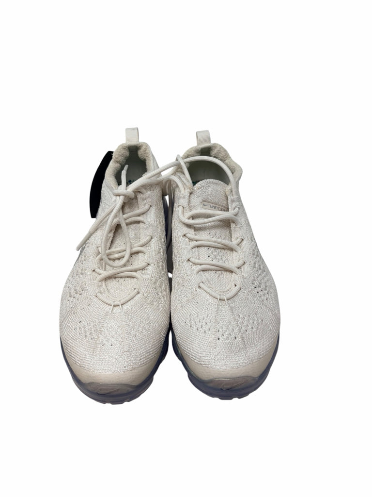 NIKE Size 7.5 SNEAKERS W