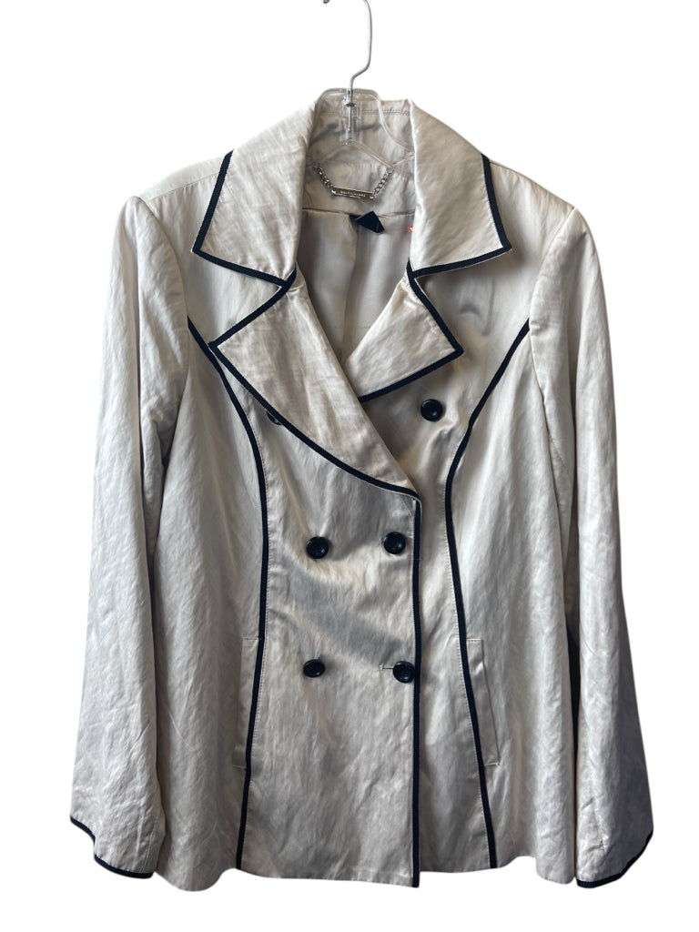 WHITE HOUSE BLACK MARKET Size large COAT W