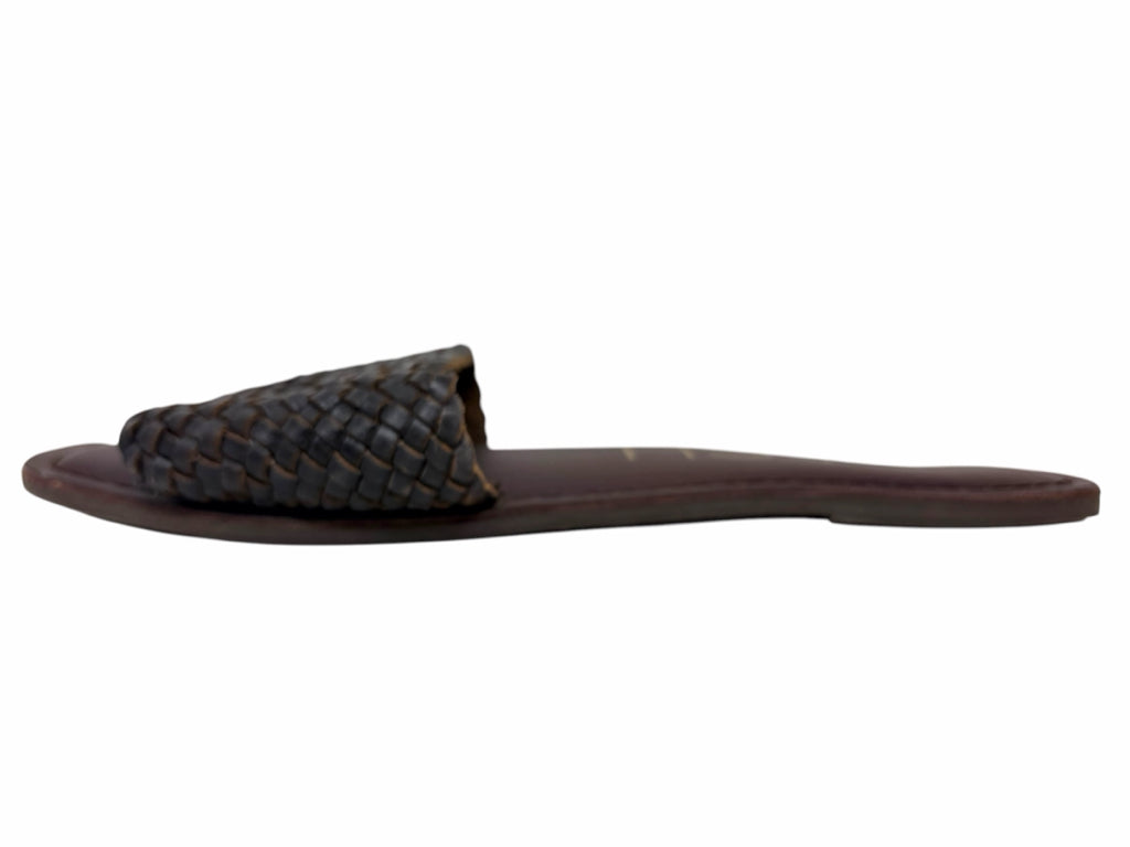 BEACH Size 8 SLIDE W
