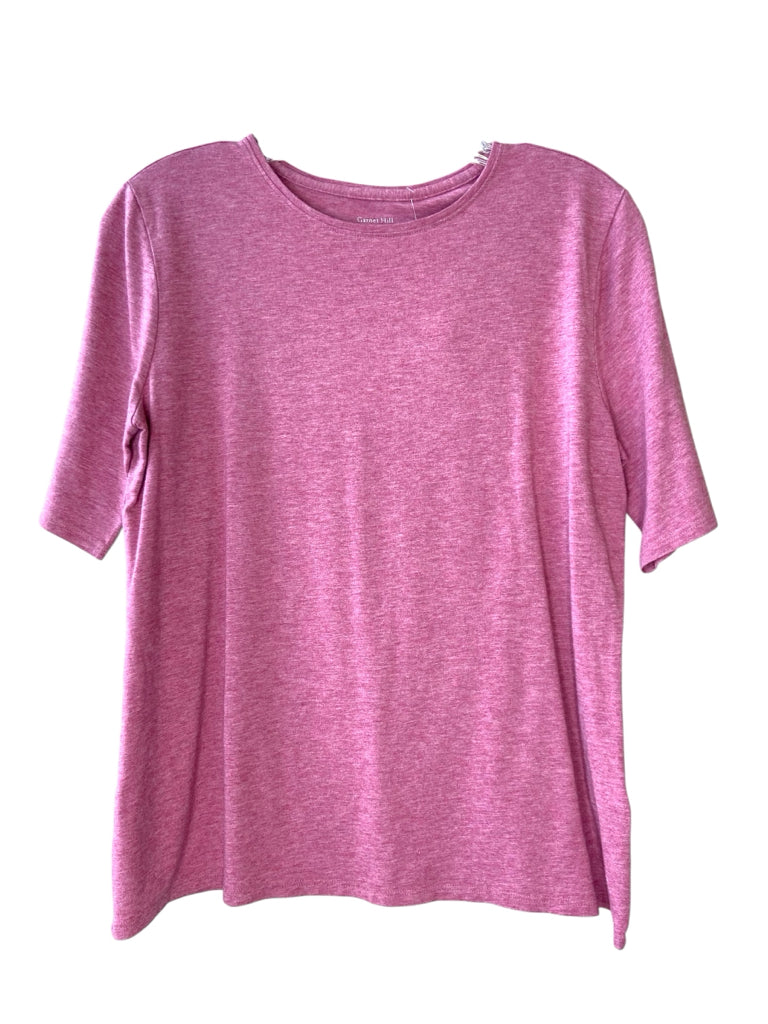 GARNET HILL Size medium TOP W