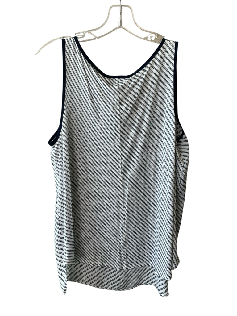 AT LOFT  medium TOP  W