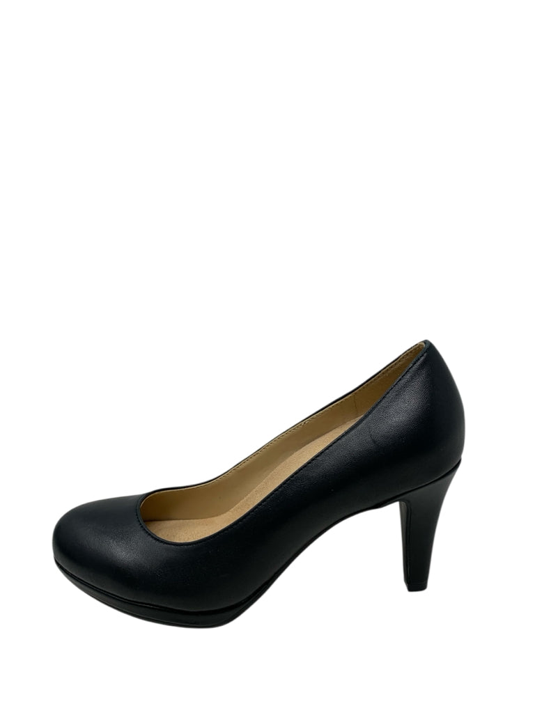 NATURALIZER  6.5 HEEL W