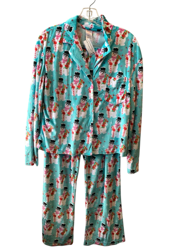 HOLIDAY TIME  small NITE SET W