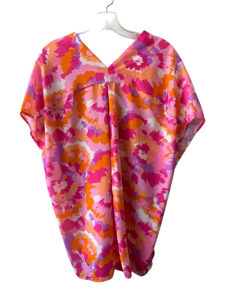 ADRIENNE Size small TOP  W