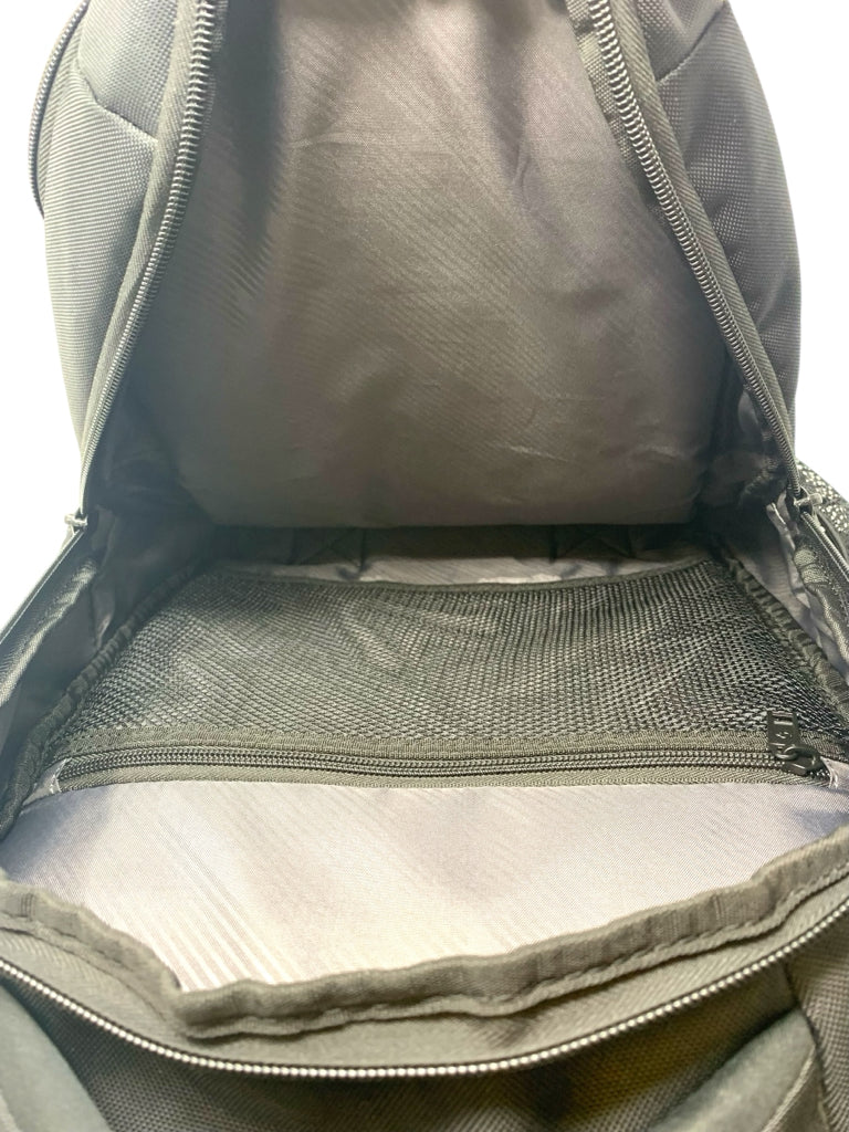 SAMSONITE  medium BACK PAC