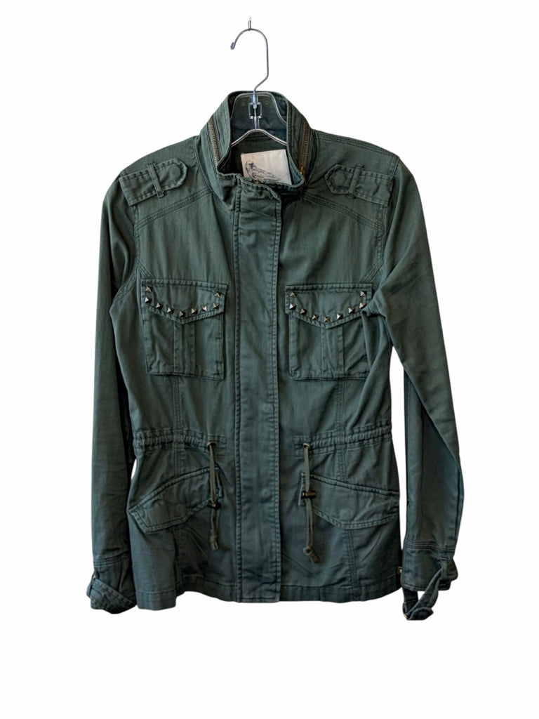 WHITE CROW Size small JACKET W