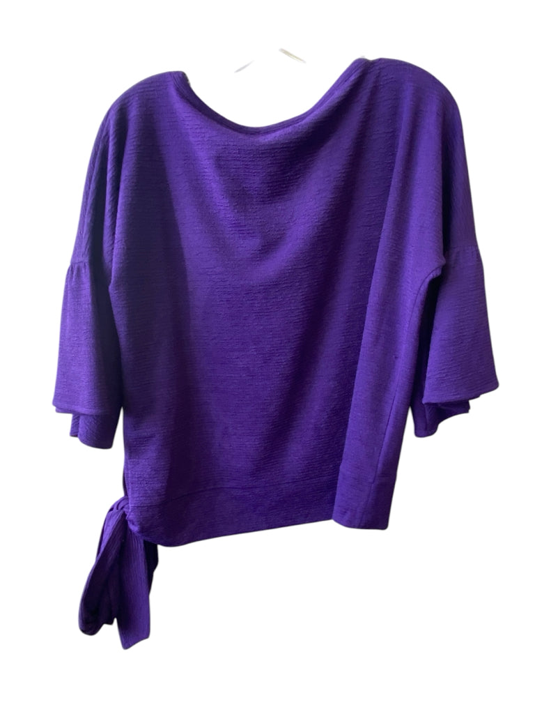MICHAEL KORS Size medium TOP  W