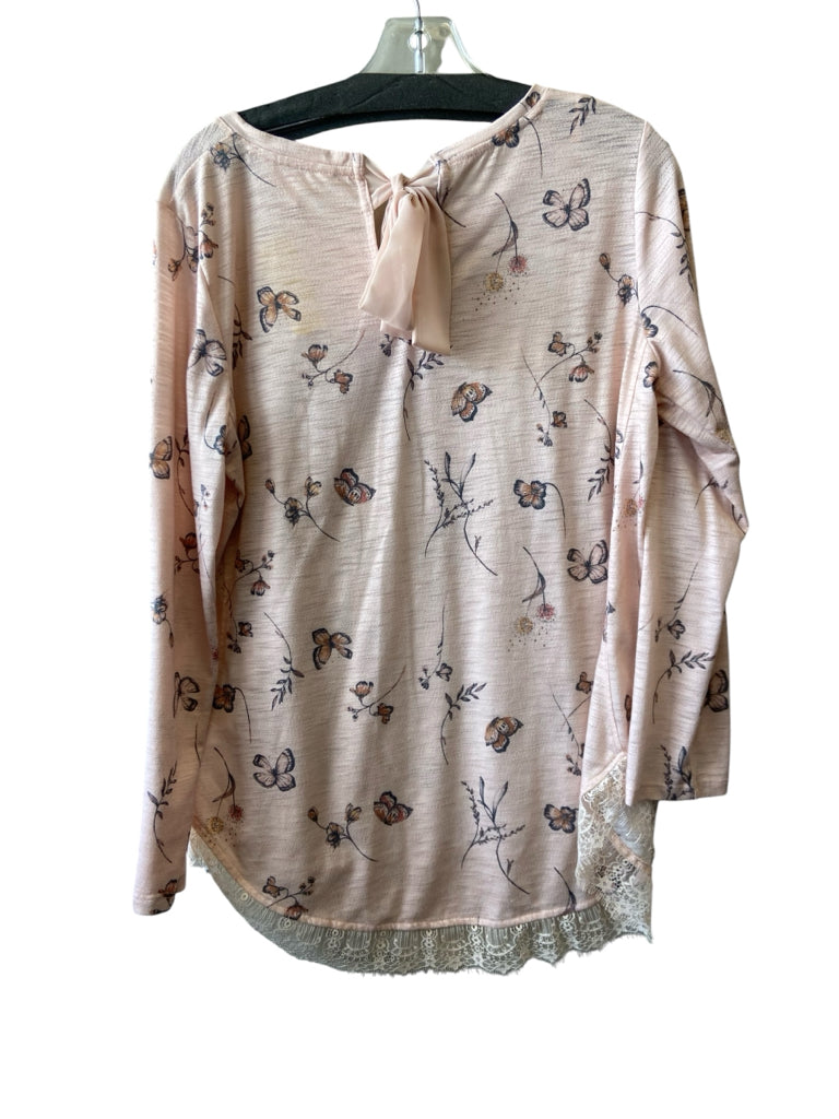 LAUREN CONRAD Size large TOP W