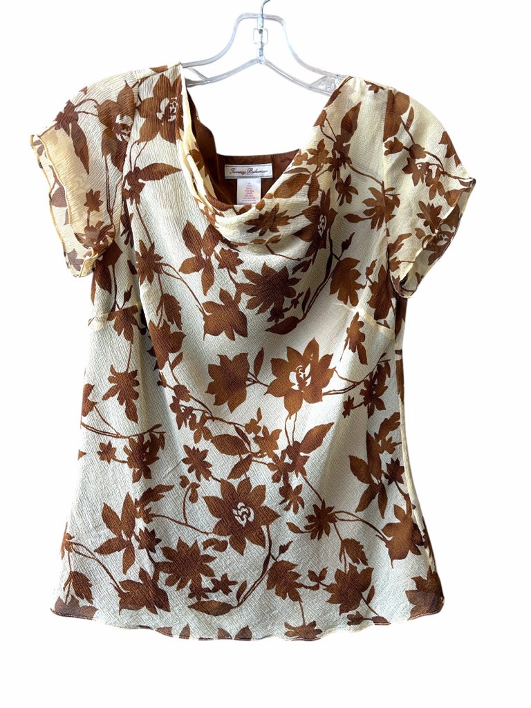 TOMMY BAHAMA Size medium TOP W