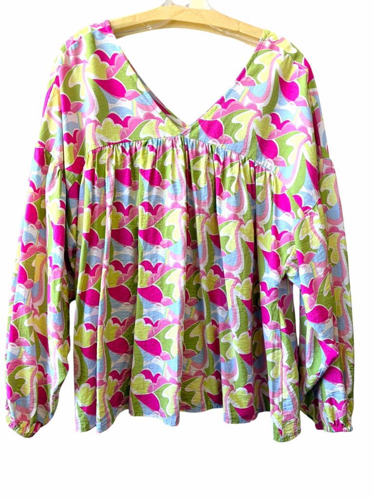 MICHELLE MCDOWELL Size medium TOP  W