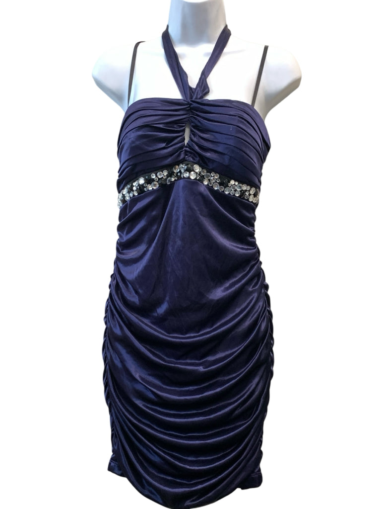 CITY TRIANGLES  small FORMAL W