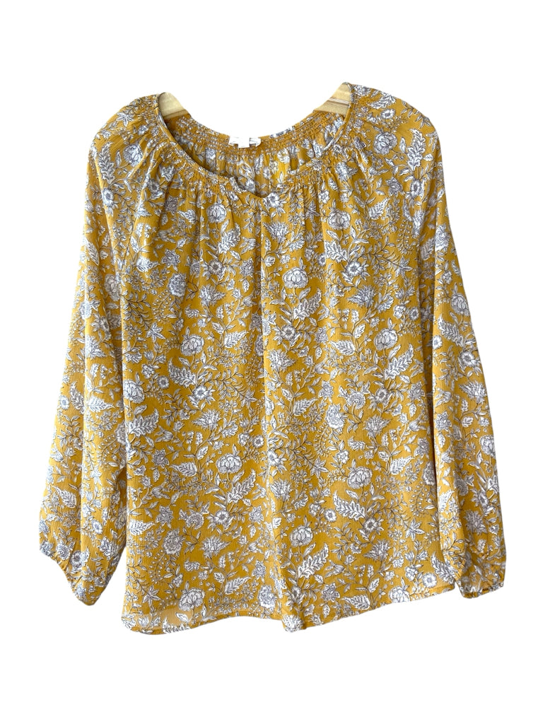 GARNET HILL Size small TOP  W