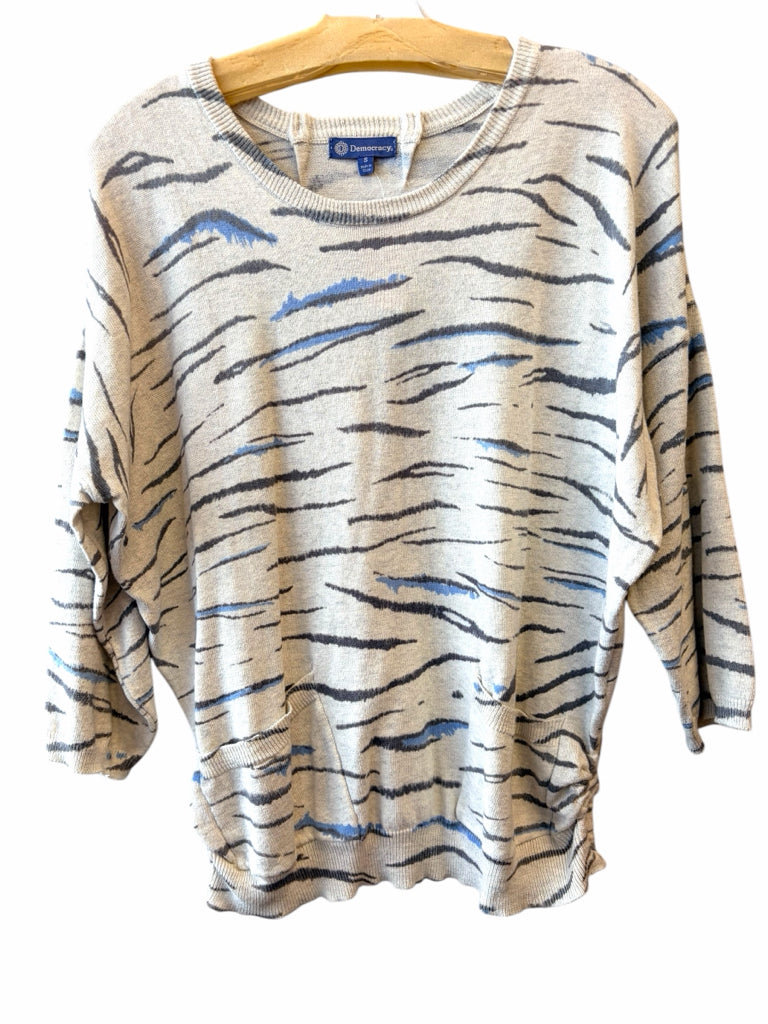DEMOCRACY Size small TOP W