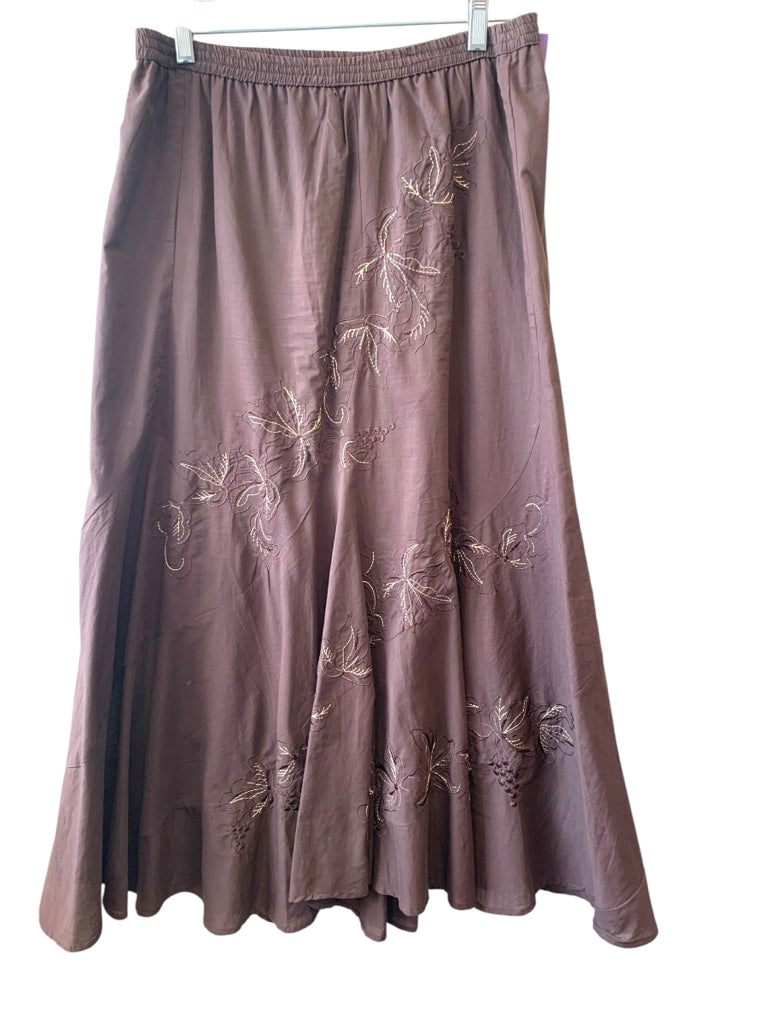 METRO WEAR  medium SKIRT W
