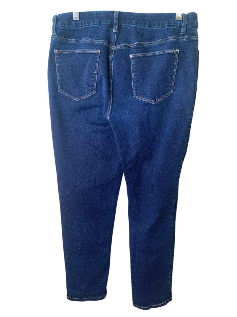 CHICO'S  8ANKLE JEANS W