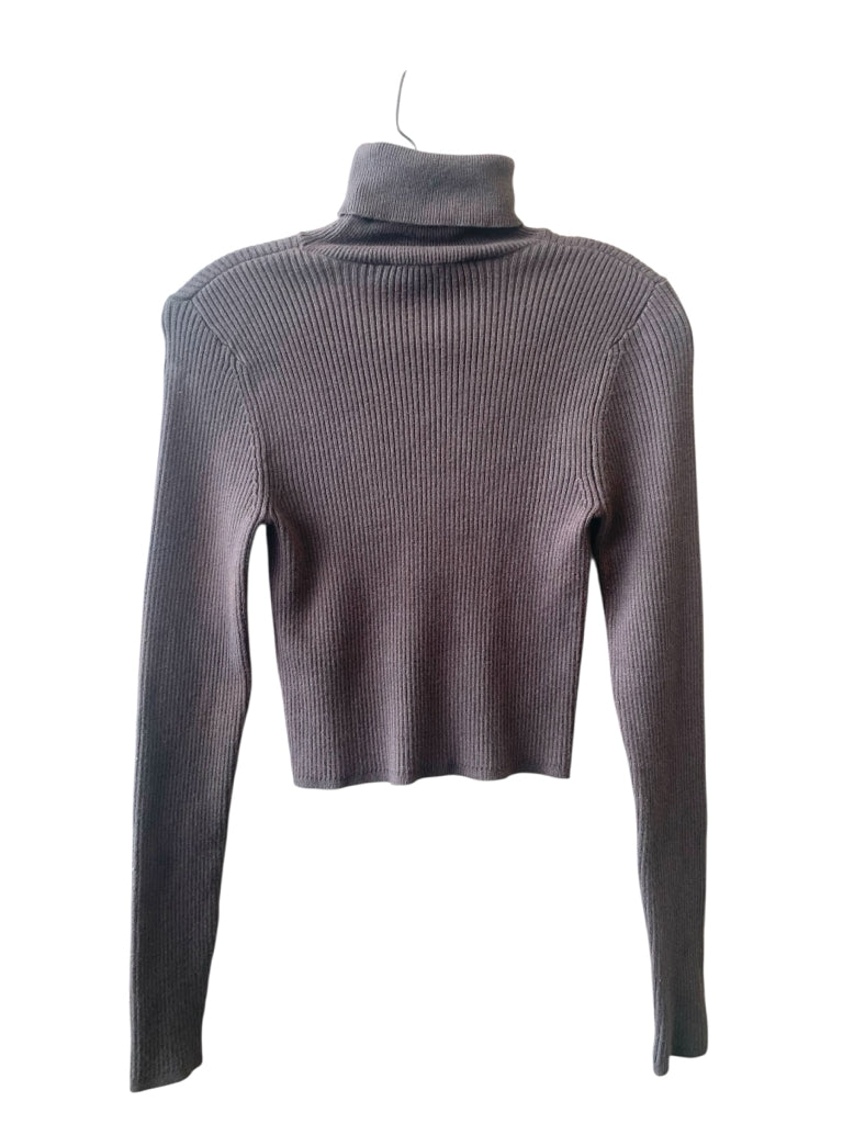 ZARA  large TNECK W