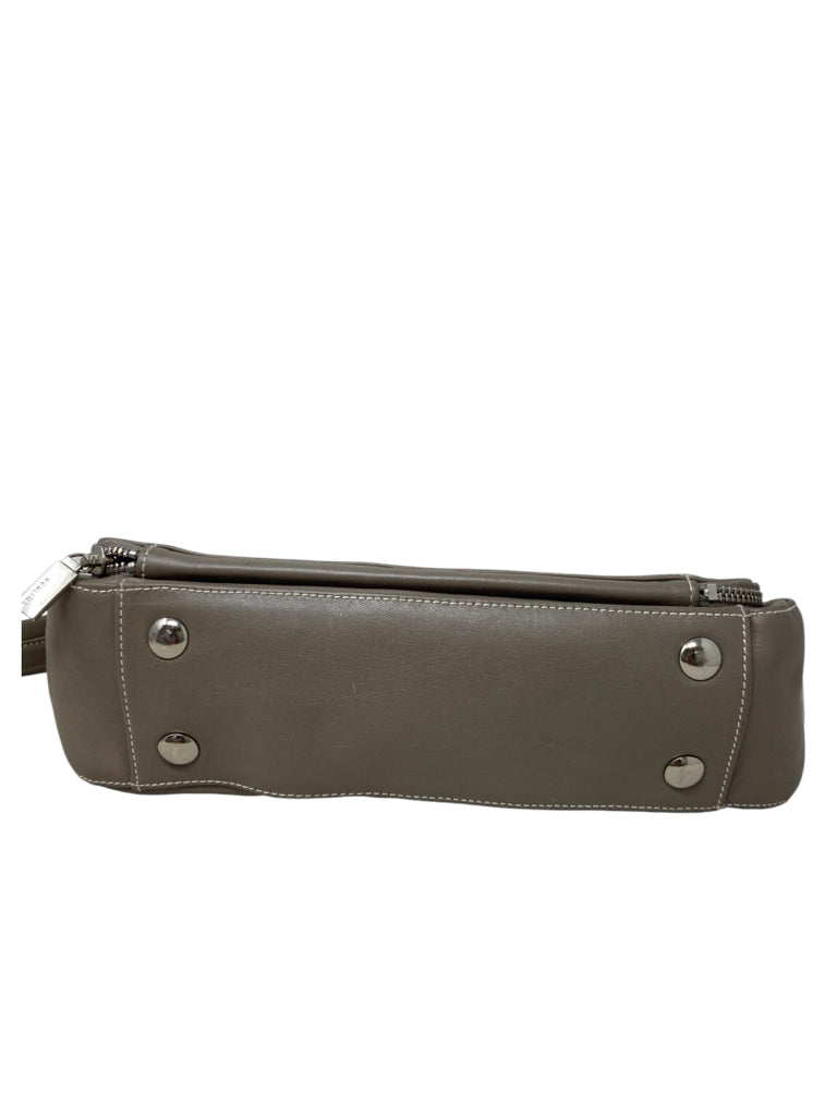 PERLINA Size medium PURSE W