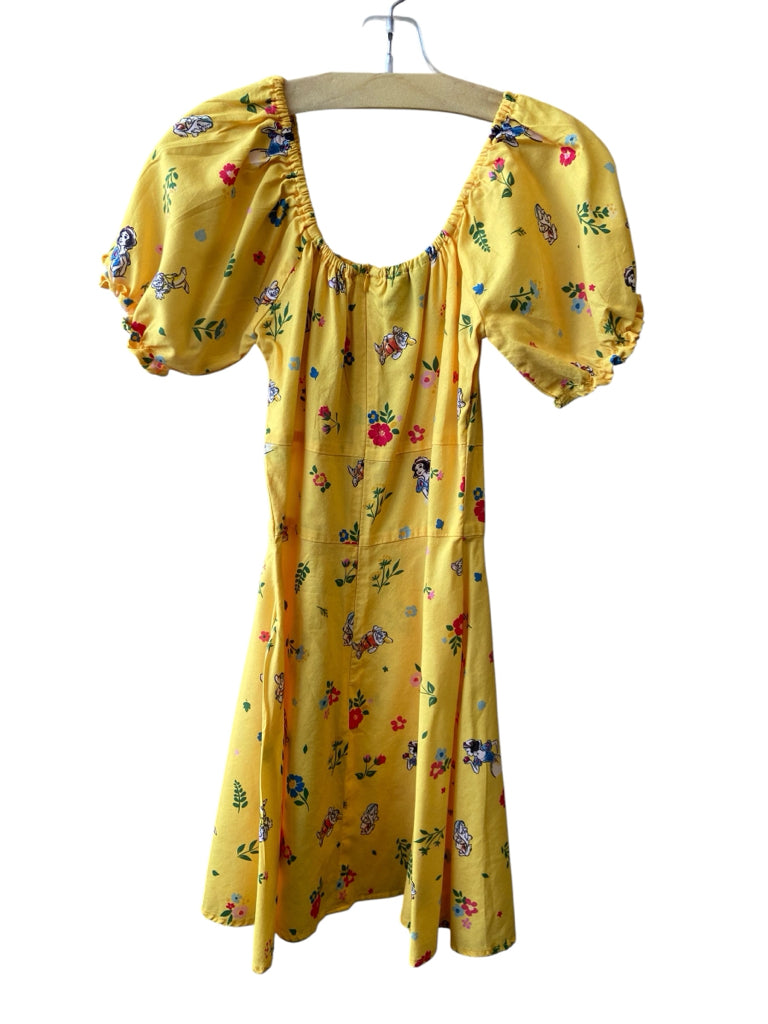 DISNEY Size medium DRESS W
