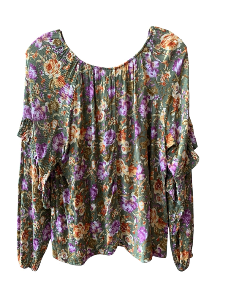 CES FEMME Size medium TOP  W