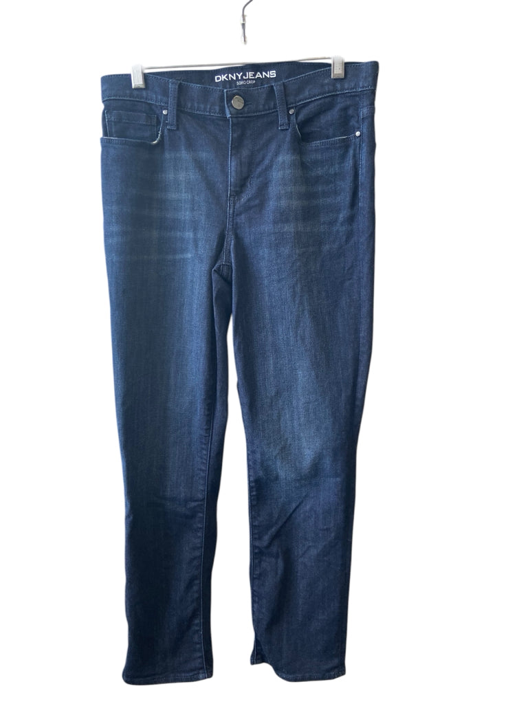 DKNY Size 4 JEANS W
