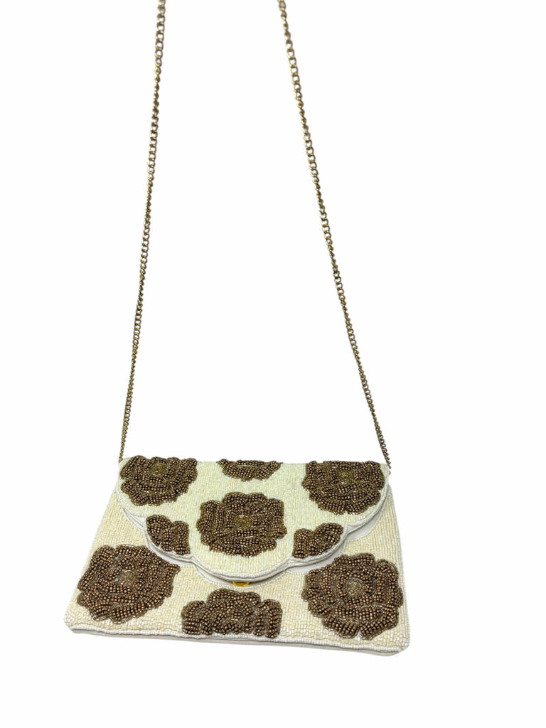 Size medium PURSE W