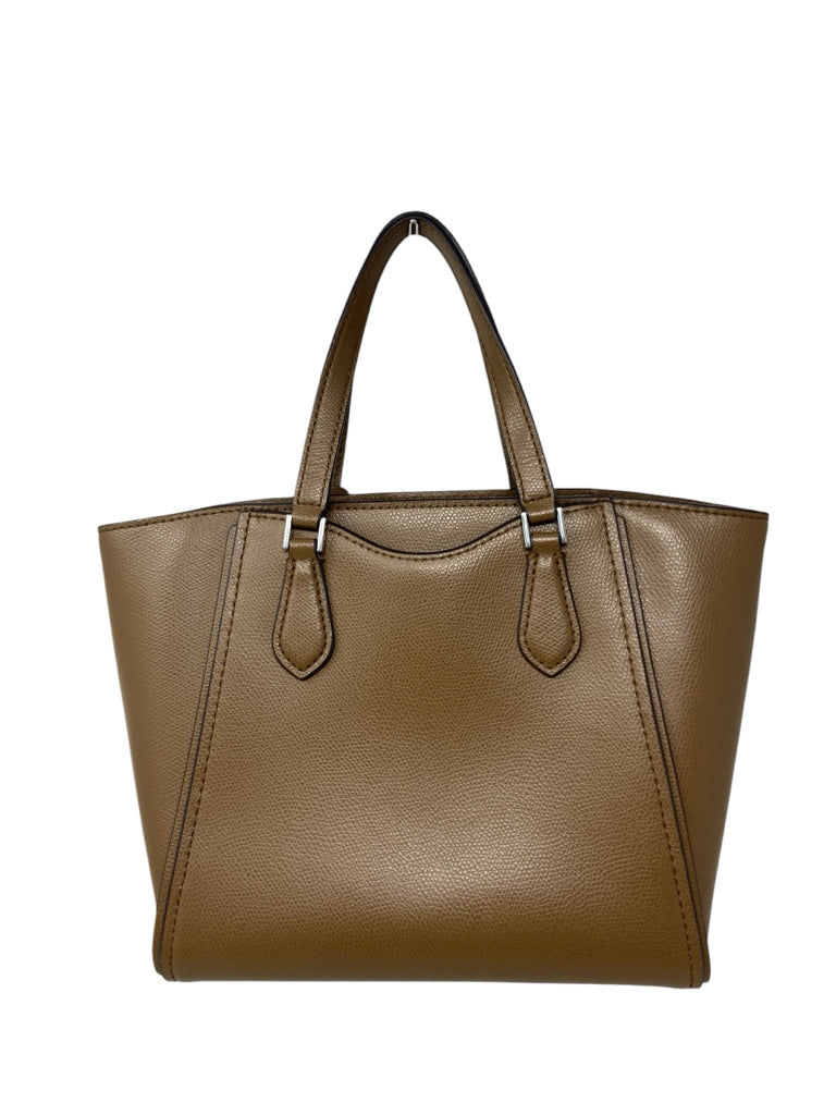 MICHAEL KORS Size medium PURSE W