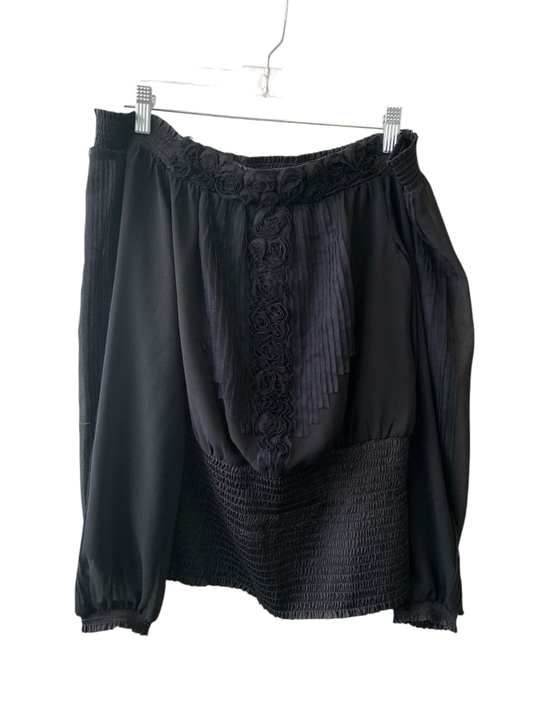 WHITE HOUSE BLACK MARKET  small TOP  W