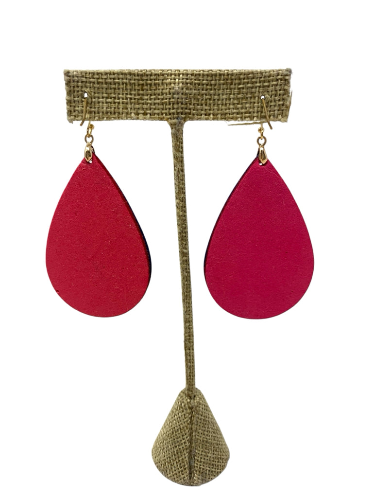 PIERCED EARRINGS