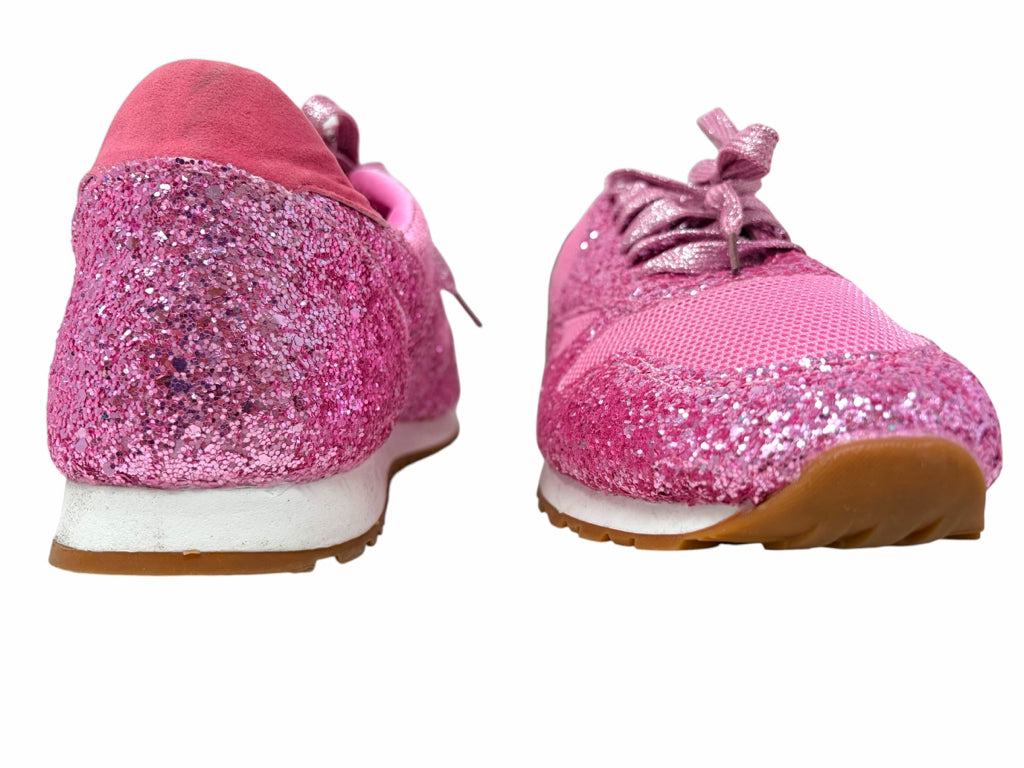 Size 10 SNEAKERS W